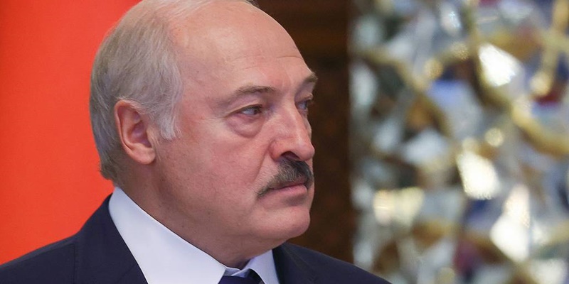 Lukashenko Ingatkan Ukraina Hindari Upaya Menyerang Kota-kota Rusia