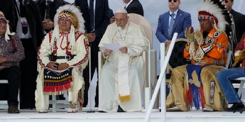 Paus Fransiskus Minta Maaf atas Tragedi Kejahatan Gereja di Sekolah Pribumi Kanada