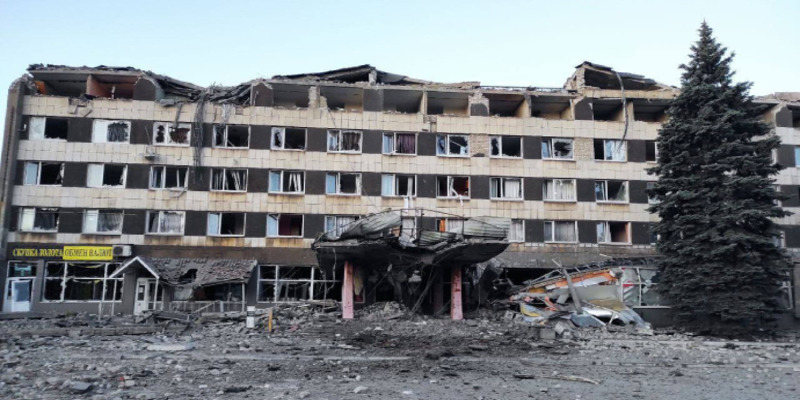 Ukraina Serang Hotel di Luhask, 100 Tentara Rusia Terbunuh
