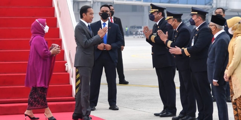 Rombongan Presiden Jokowi Sudah Tiba di Indonesia, Langsung Disambut Maruf Amin