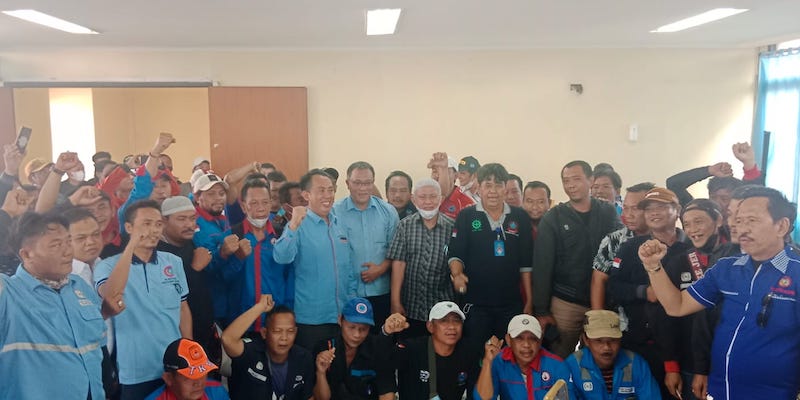 Datang ke Tanjung Priok, Jumhur Pastikan KSPSI Tolak Penghapusan Koperasi TKBM
