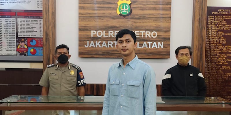 Polres Jaksel Tahan Tersangka Pemukulan Sopir Transjakarta