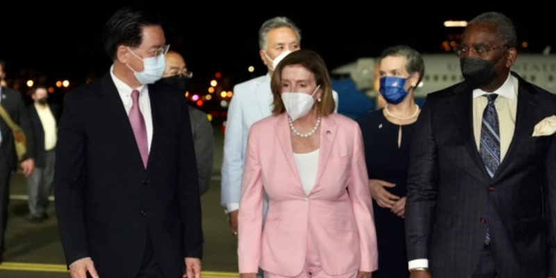 Prihatin Nancy Pelosi Kunjungi Taiwan, Kemlu: Indonesia Tetap Anut <i>"One China Policy"</i>