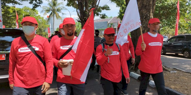 Maknai Semangat Patriotisme, Tim Ekspedisi Kebangsaan Jalan Kaki dari Cirebon ke Bandung