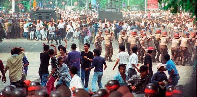 Empat Hari Pasca Kerusuhan 27 Juli 1996