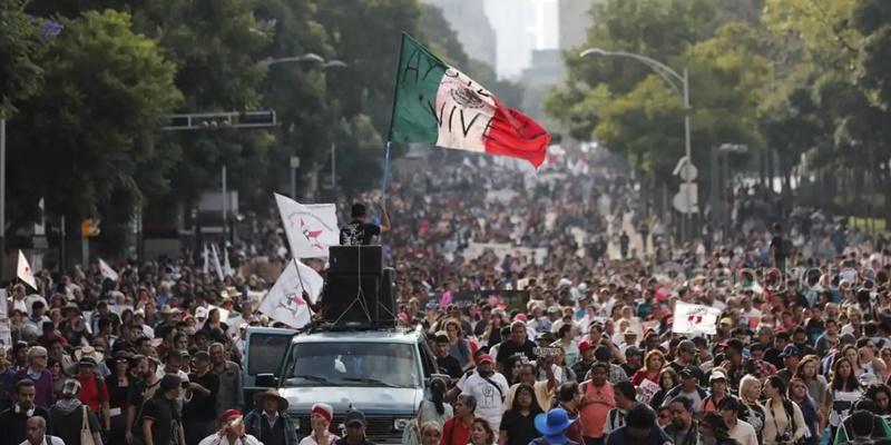 Diduga Terlibat dalam Tragedi Hilangnga 43 Mahasiswa, Mantan Jaksa Agung Meksiko Ditangkap Aparat