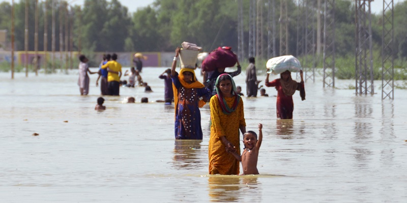 Bencana Banjir Tewaskan Seribu Lebih Korban, Pangeran Saudi Kirim Ucapan Duka ke Presiden Pakistan