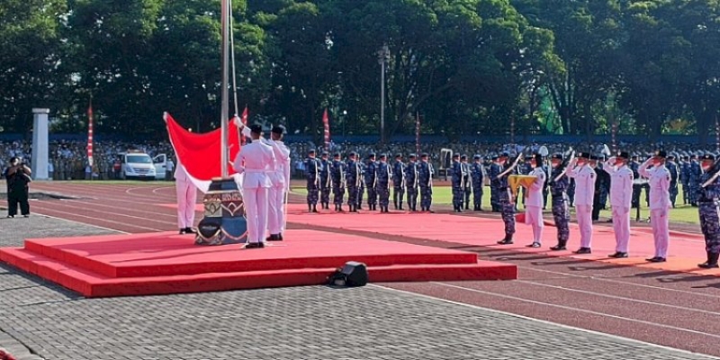 Gibran Inspektur Upacara, Tali Bendera Merah Putih Putus