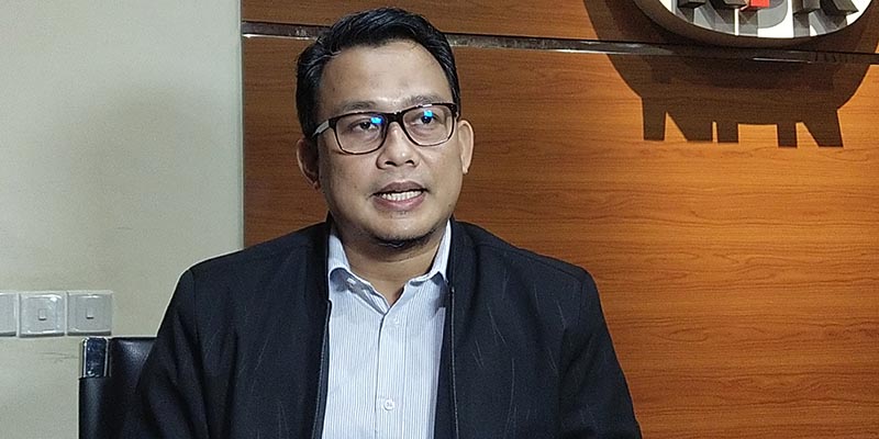 Tangkap Tangan Rektor Unlia, KPK Sita Pecahan Rupiah dan Catatan Keuangan