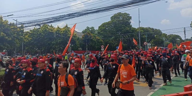 Ratusan buruh ikut kawal pendaftaran Partai Buruh di KPU RI/RMOL