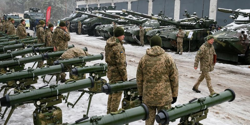 Hanya Memperpanjang Konflik, Politisi Inggris Desak Barat Hentikan Memasok Senjata ke Ukraina