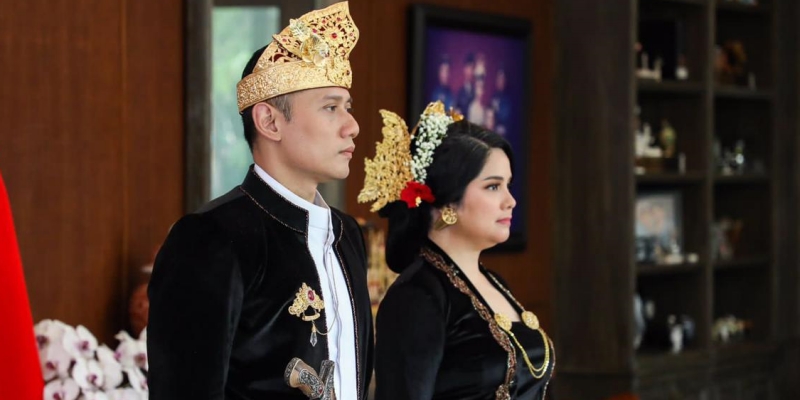 Hadir Virtual, AHY dan Istri Pilih Busana Bali saat Peringati Detik-detik Proklamasi