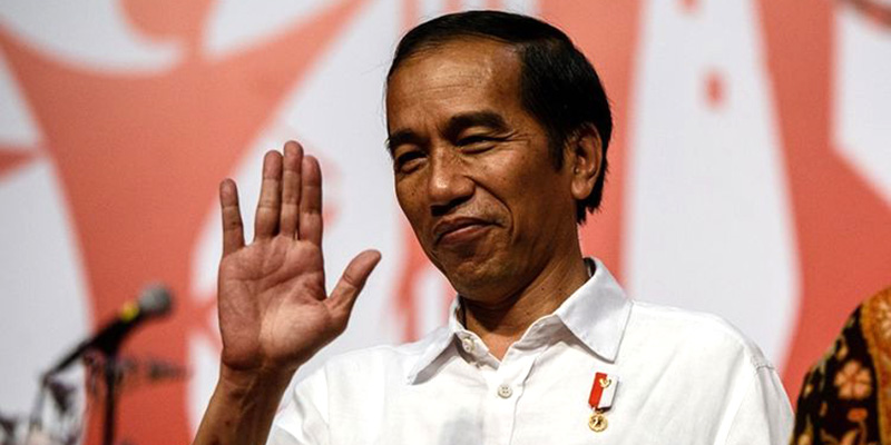 Bukan ke Menteri, Jokowi Kasih Tugas Khusus ke Relawan karena Ada Situasi Rawan?