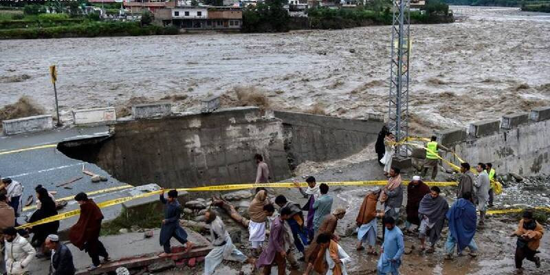 Tunjukkan Sikap Kemanusiaan, Komunitas Hindu di Pakistan Buka Pintu Kuil untuk Korban Banjir
