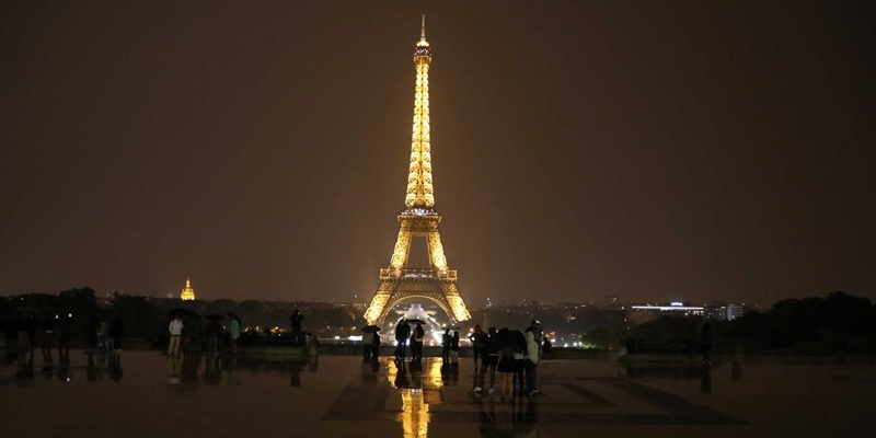 Demi Hemat Energi, Paris akan Matikan Lampu-lampu Gedung di Malam Hari