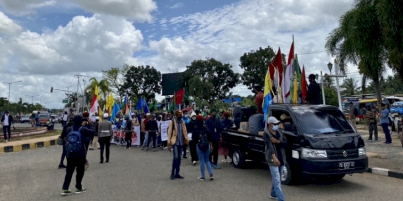 Demo Tolak Kenaikan BBM Merembet ke Merauke, Mahasiswa Serbu Kantor DPRD