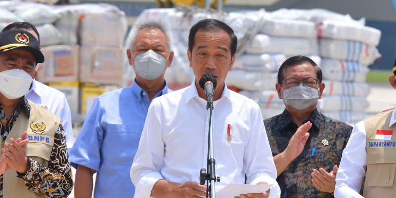 Presiden Jokowi Minta Lukas Enembe Hormati Panggilan KPK