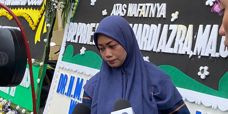 Jenazah Prof Azra Masih Ada di Malaysia, Kemungkinan Tiba di Indonesia Senin Besok