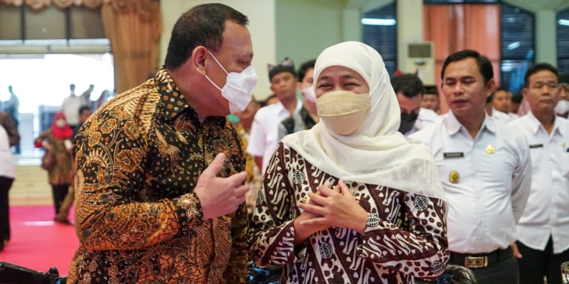 Mesra di Surabaya, Duet Firli-Khofifah Berpeluang Tampil di Pilpres 2024
