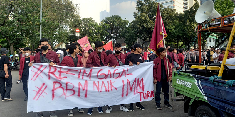 Tolak Kenaikan BBM, Massa Aksi IMM Sebut Tema HUT ke-77 Indonesia Hanya Bualan Belaka
