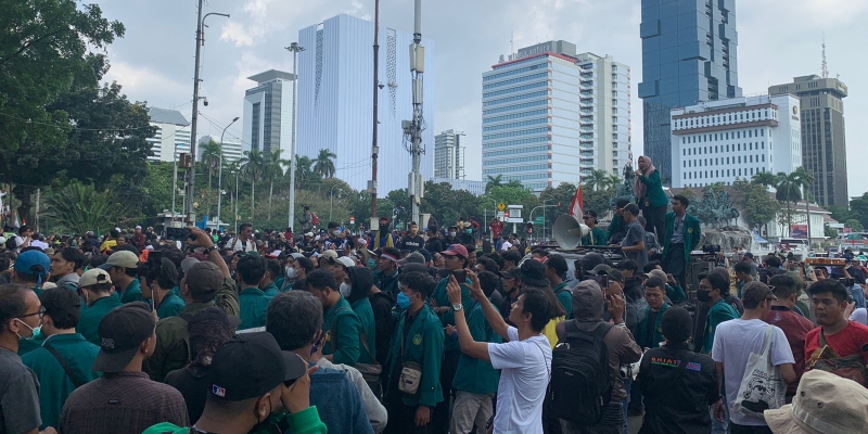 Demo BBM, Mahasiswa: Mana Tangisan Ibu Puan dan Megawati Ketika Jokowi Naikkan BBM?