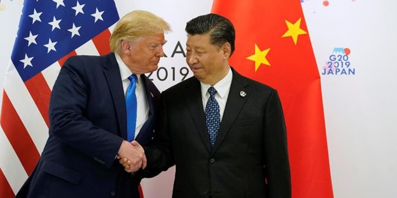 Trump: Saya Ingin Presiden AS Selanjutnya Dapat Berdiri Berhadapan dengan Presiden Xi dari China