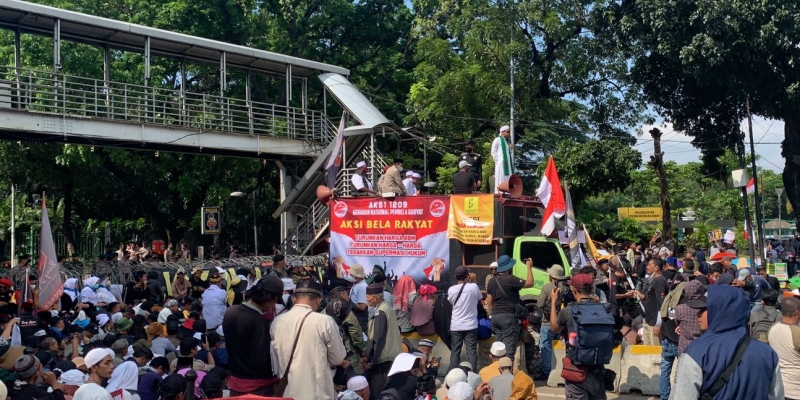 Massa GNPR Gelar Istighosah di Patung Kuda, Orator: Semoga Allah Tumbangkan Rezim Zalim