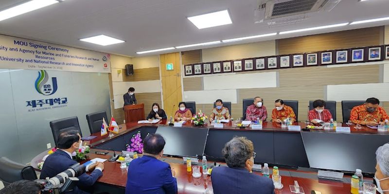 Ke Korsel, Megawati Hadiri Penandatanganan MoU BRIN-KKP dengan Jeju National University