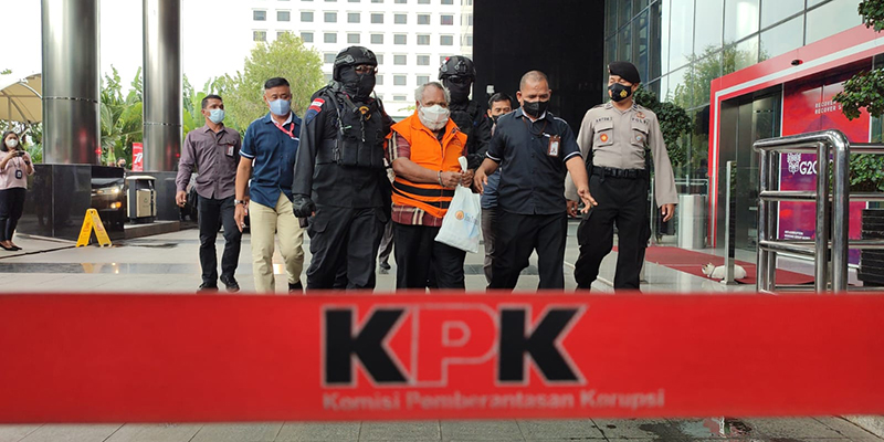 Korupsi Pembangunan Gereja Kingmi Mile 32, Bupati Mimika Eltinus Omaleng Dapat Rp 4,4 Miliar