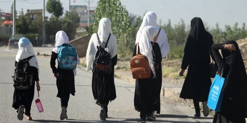 Organisasi Save the Children: Sistem Pendidikan Afghanistan Terancam Runtuh