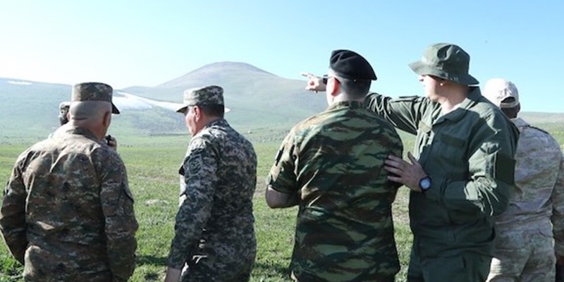 Setelah Bentrokan Mematikan, UE Kirim Tim Pemantau di Perbatasan Armenia-Azerbaijan