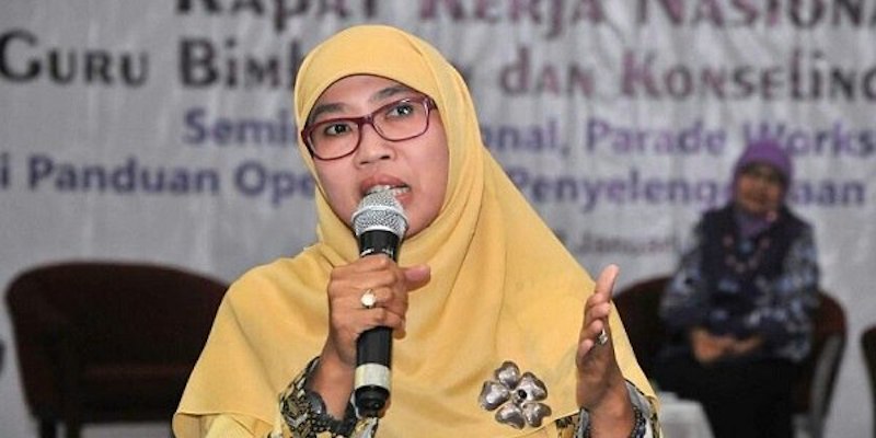 Istri Aher: Bagi Kami Jabatan Publik adalah Pengabdian