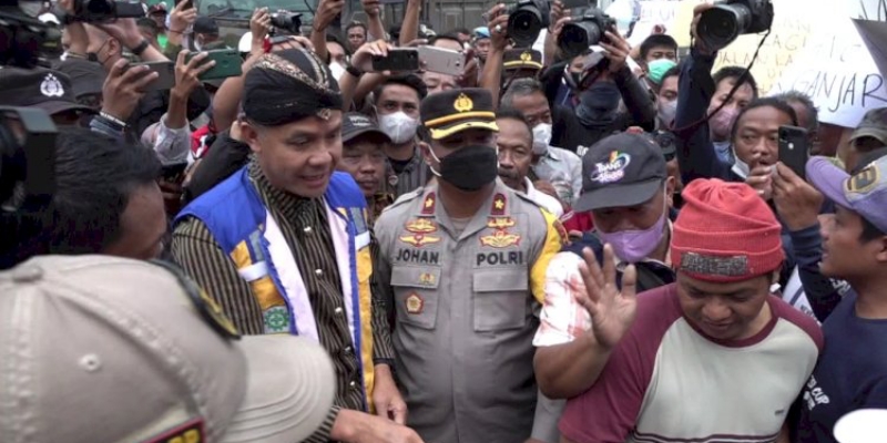 Ada Ganjar, Peresmian Flyover Ganefo Disambut Aksi Demonstrasi Warga