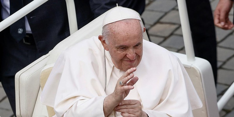 Paus Fransiskus Panjatkan Doa Bagi Korban Pembantaian di Thailand