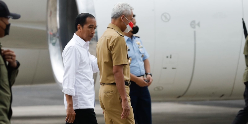 Usai Nasdem Umumkan Anies Sebagai Capres, Ganjar Masuk Mobil Jokowi