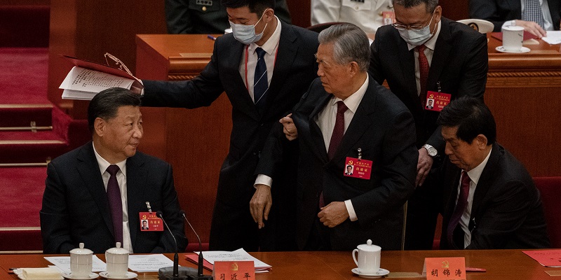 Mantan Presiden China Hu Jintao Dikawal Keluar Saat Kongres Partai Komunis, Ada Apa?