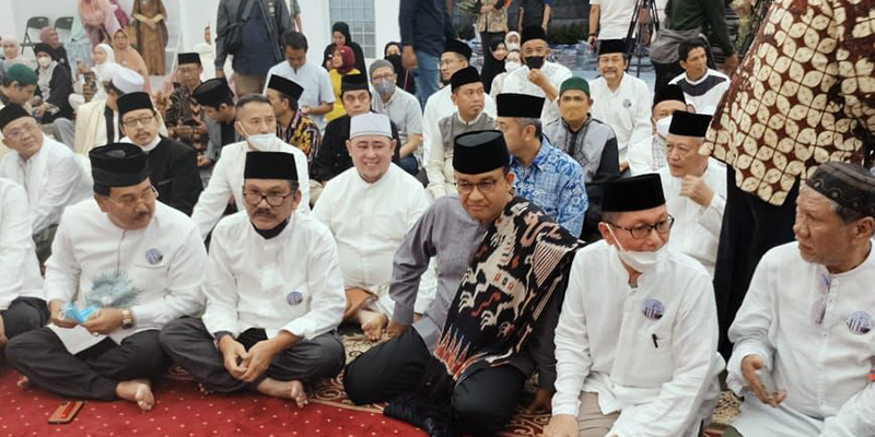 Gubernur DKI Jakarta Anies Baswedan saat meresmikan Masjid At Tabayyun di Perumahan Taman Villa Meruya/Ist