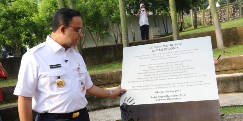 Sebelum Pensiun, Gubernur Anies Resmikan 100 Taman Maju Bersama