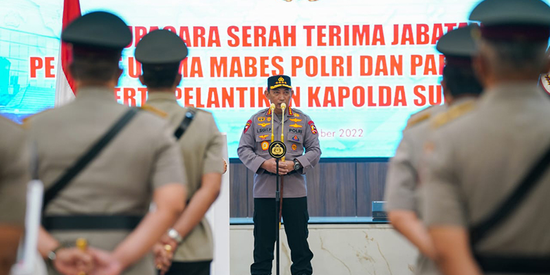 Tindaklanjuti Arahan Jokowi, Kapolri: Yang Tak Komitmen, Silakan Keluar Gerbong atau Saya Keluarkan