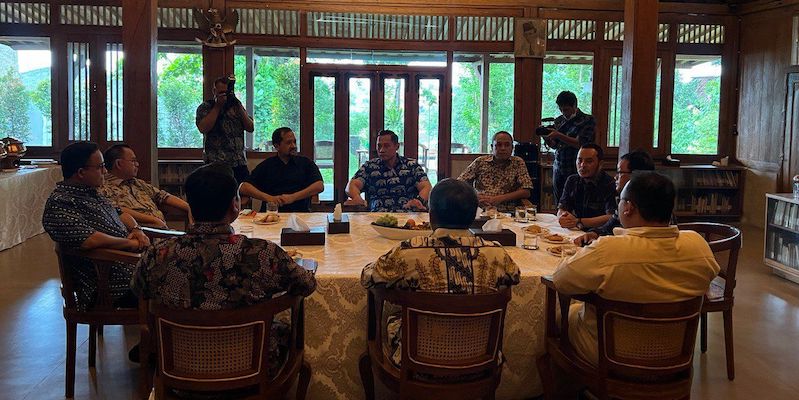 AHY Merapat ke Rumah Anies Baswedan Gabung dengan Tim Kecil