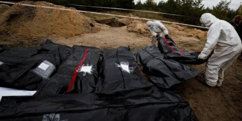 Setelah Izyum, Ukraina Kembali Temukan Puluhan Kuburan di Wilayah Pembebasan