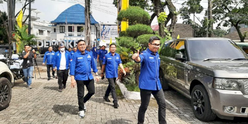 Dipimpin Lokot Nasution, Pengurus DPD Demokrat "Nyeberang" ke Golkar Sumut