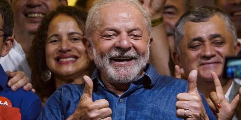 Transisi Lula Makin Mulus, Bolsonaro Minta Pendukungnya Hentikan Aksi Protes