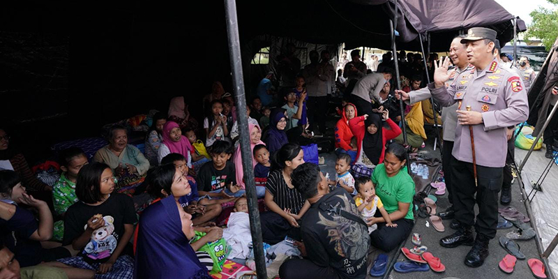 Turun ke Lokasi, Kapolri Serap Aspirasi Masyarakat yang Jadi Korban Gempa Cianjur