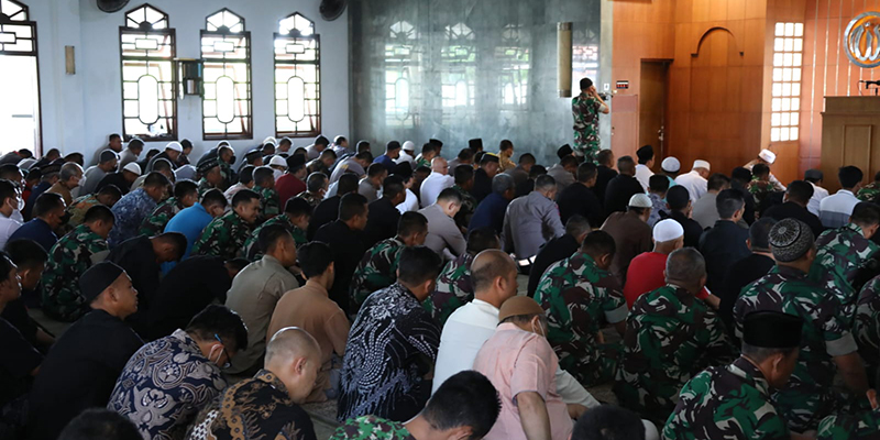 TNI-Polri Pastikan Delegasi dan Tamu KTT G20 Beribadah dengan Aman