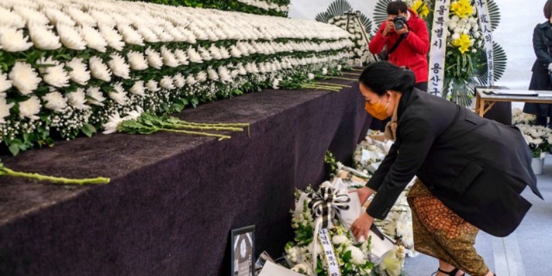 Megawati dan Puan ke Lokasi Tragedi Itaewon, Politisi Demokrat: Foto di Kanjuruhan Mana?