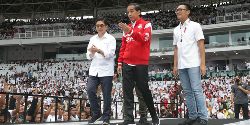 Temu Relawan di SUGBK Ditaksir Berbiaya Rp 100 M, Pengamat: Konsen Jokowi Sudah Keluar Rel