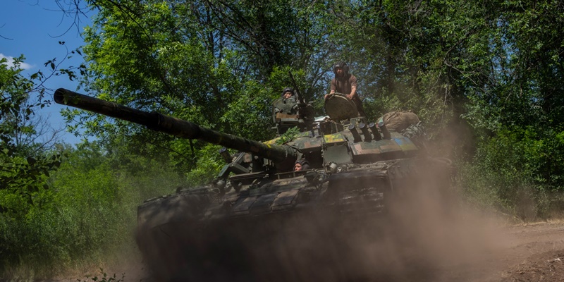 Tambah Kekuatan Ukraina, Pentagon Siap Kirim Paket Senjata Baru Senilai 400 Juta Dolar AS