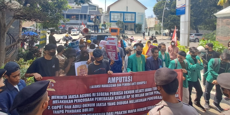 Massa Amputasi Desak ST Burhanuddin Serius Bersih-bersih Mafia Hukum di Kejaksaan