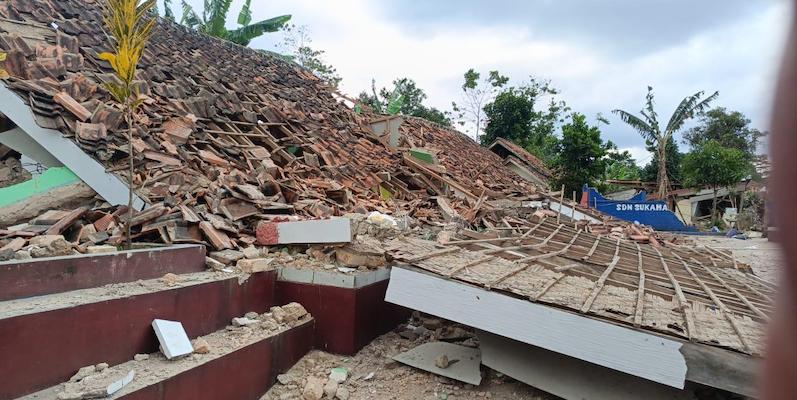 Puan Minta Pemda Perhatikan Rumah Warga Terdampak Gempa Cianjur